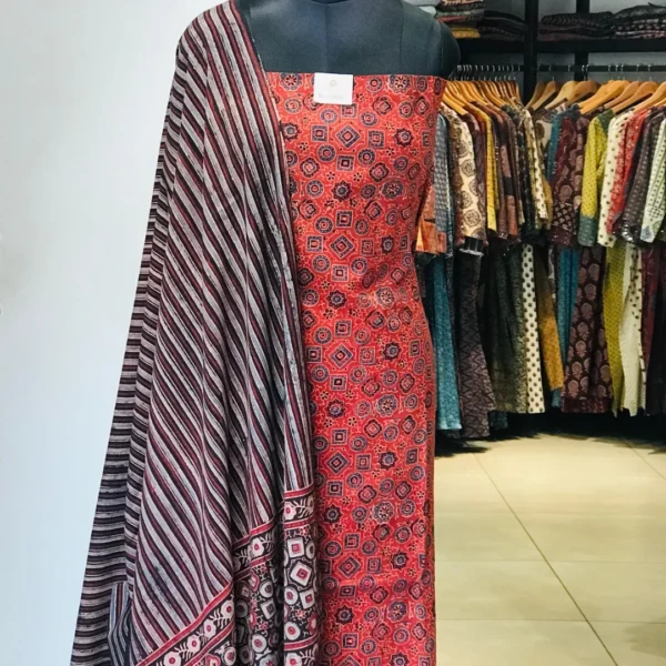 Salwar Suit
