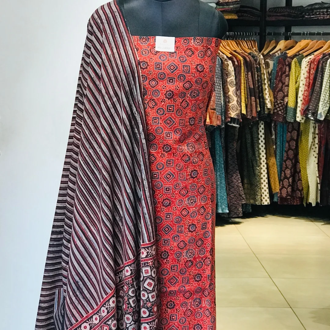 Salwar Suit